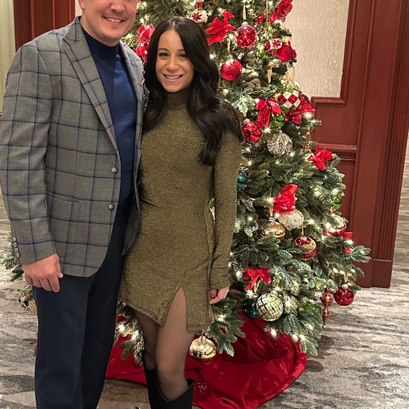 Reformation Gold Hermia dress - Picture 5 of 5